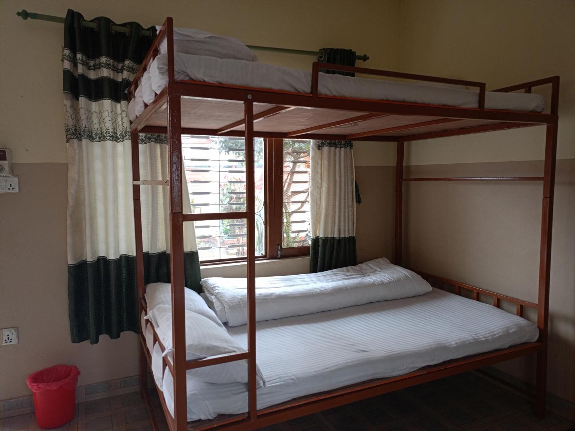 Pokhara Metro Eco Hotel Ruang foto