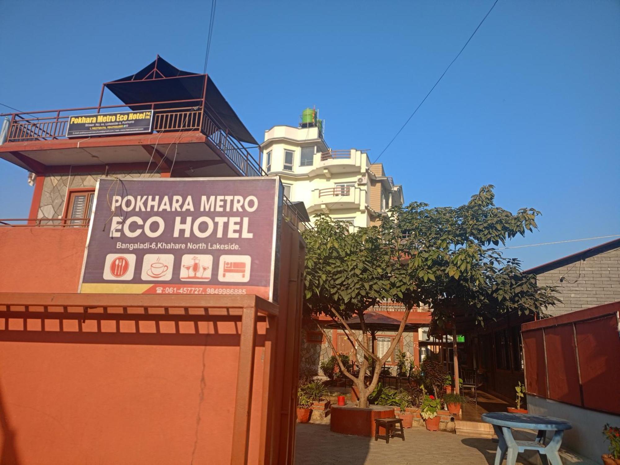 Pokhara Metro Eco Hotel Bagian luar foto