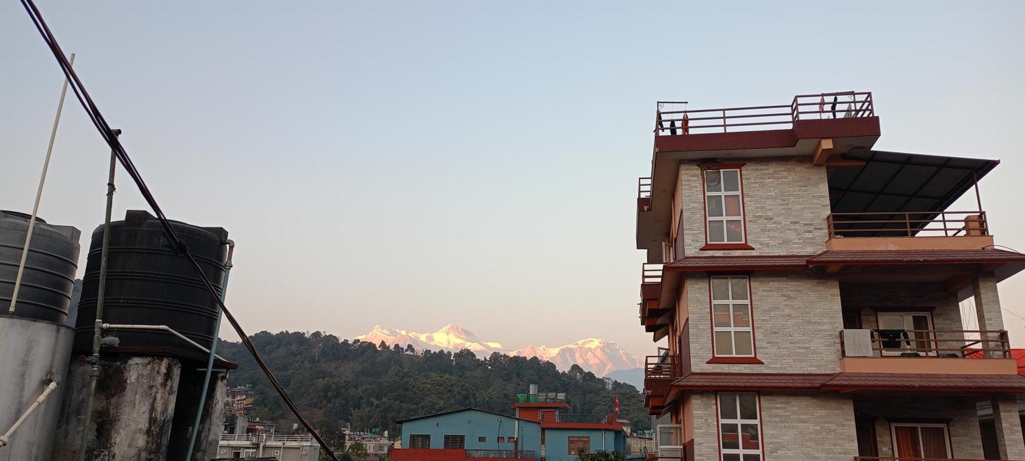 Pokhara Metro Eco Hotel Bagian luar foto