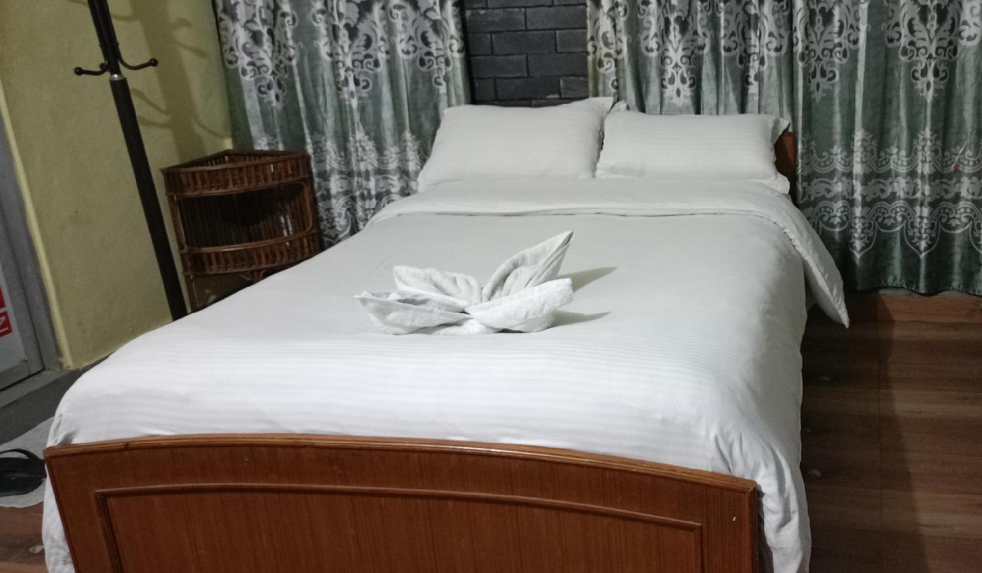 Pokhara Metro Eco Hotel Ruang foto