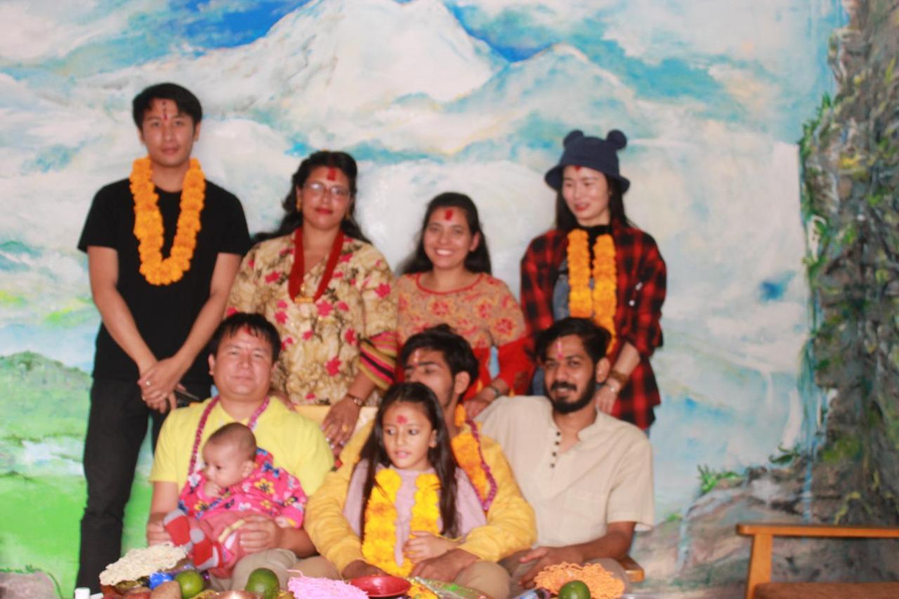 Pokhara Metro Eco Hotel Bagian luar foto